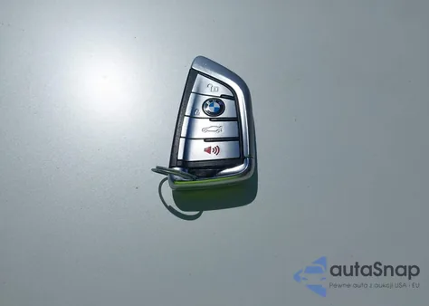 2019 BMW 740I z USA, uszkodzony, nr VIN WBA7E2C59KB217232